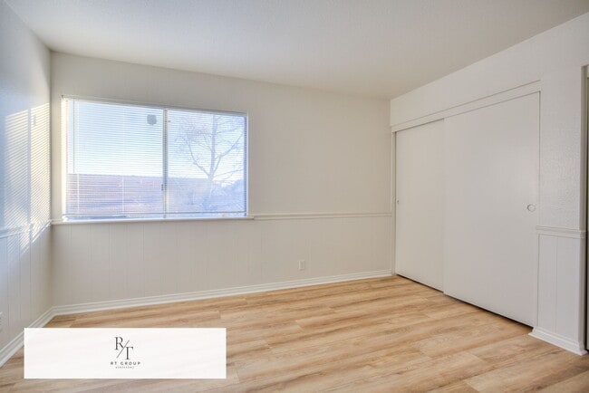 Building Photo - Lowest in the area!  Beautiful Family Home...
