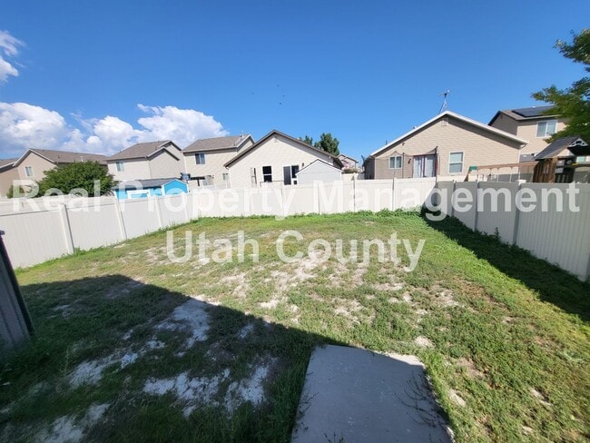 Building Photo - Eagle Mountain Home