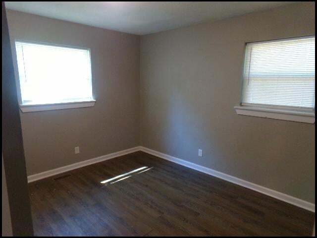 Building Photo - 7410 Valley Dr