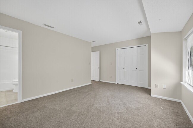 Building Photo - 128 Conestoga Way