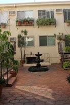 Building Photo - 1951 Malcolm Ave