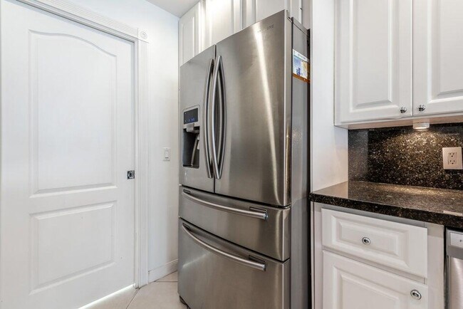 Building Photo - 2151 Tigris Dr