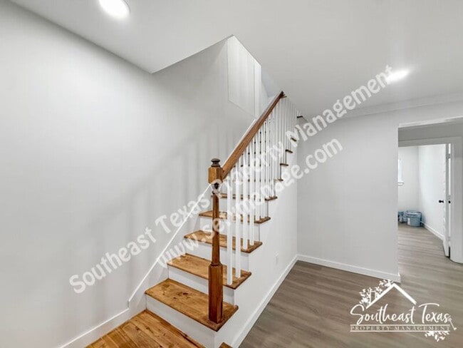 Building Photo - 6371 Terrell St