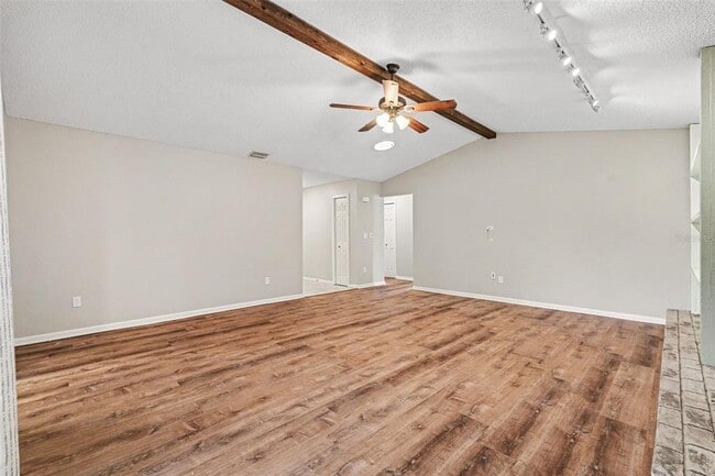 Building Photo - 17703 Cranbrook Dr
