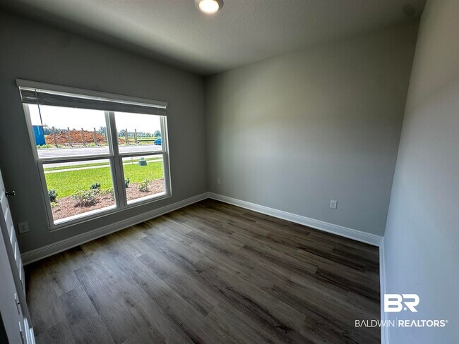 Building Photo - 10162 Lamonica Ln