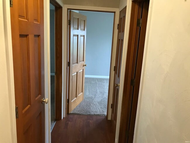 Building Photo - 600 W Cherokee Dr