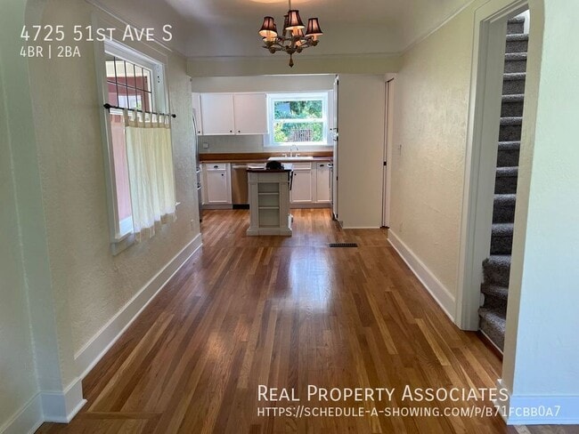 Building Photo - 4725 51st Ave S