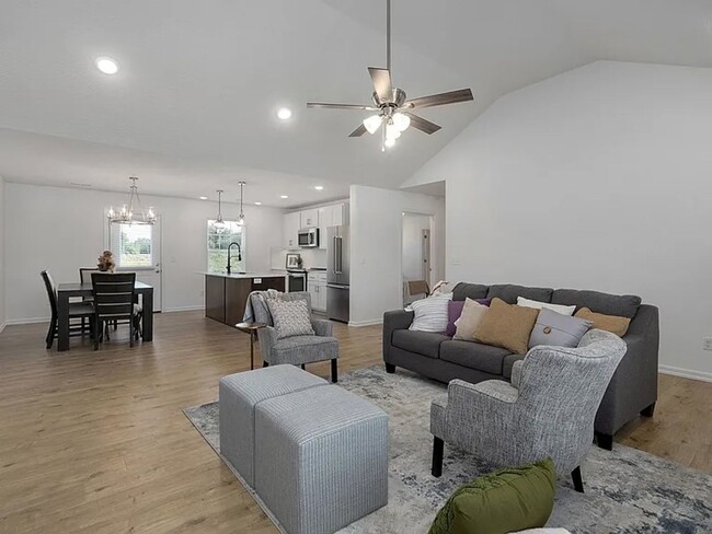 Building Photo - What a beautiful 3-bedroom, 2-bathroom hom...