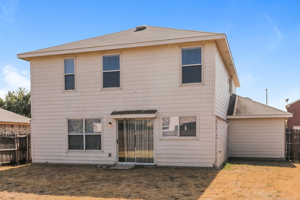 Building Photo - 8532 Shallow Creek Dr
