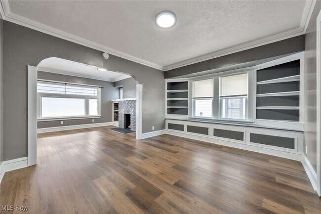 Building Photo - 3904 Ardmore Ave