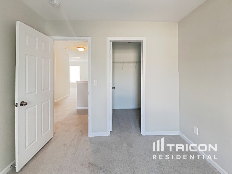 Building Photo - 12102 Downy Birch Rd