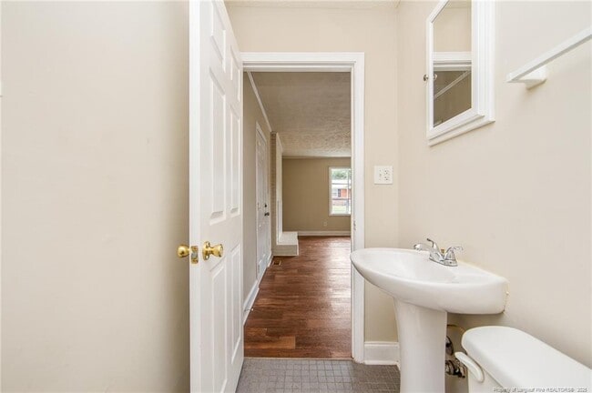 Building Photo - 1203 Turnpike Rd