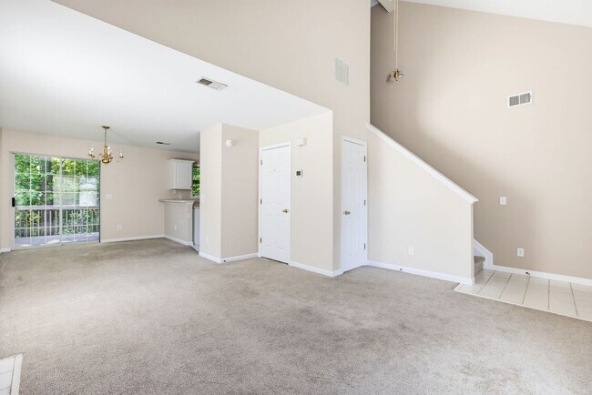 Building Photo - 181 Stoneforest Dr