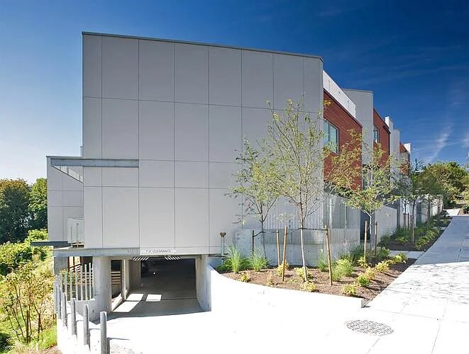 Building Photo - 2311 W Newton St