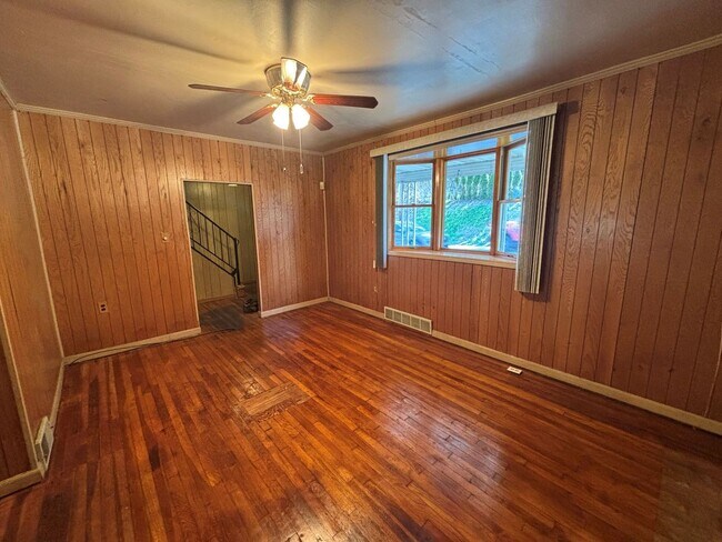 Building Photo - Spring Into Homeownership This May! Lease-to-Own Home Opportunity – This is NOT a Typical Rental!