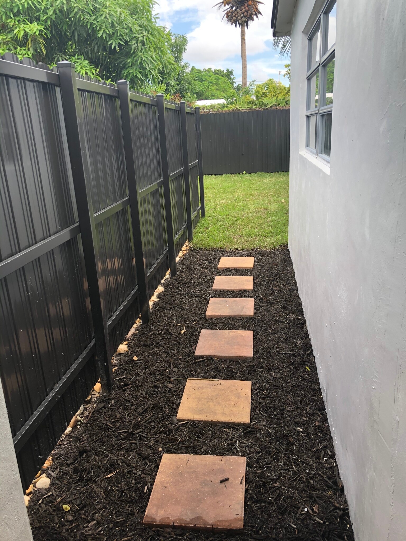 Building Photo - 8962 SW 40th Terrace