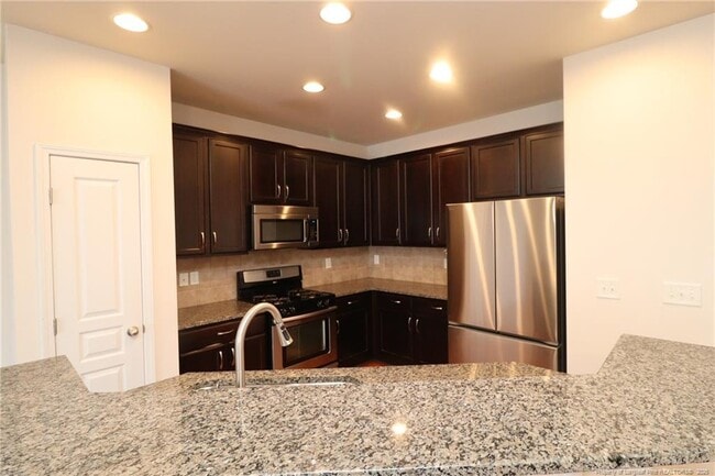 Building Photo - 1712 Grace Point Rd