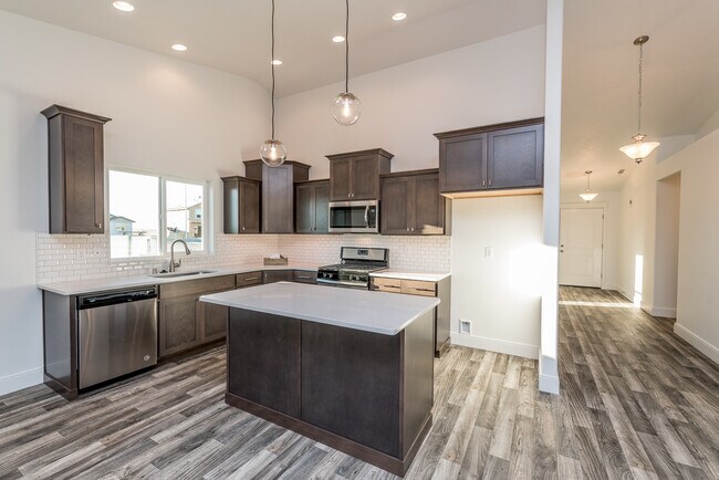 Building Photo - The Village at Riverbend