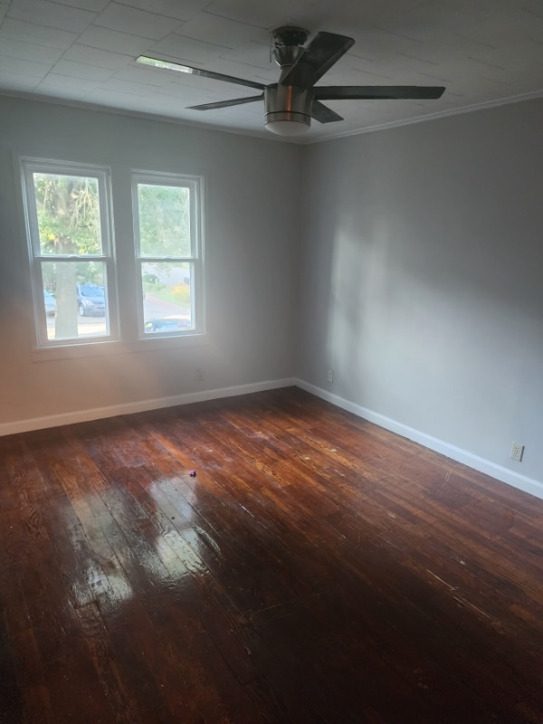 Building Photo - 308 N Miles Ave