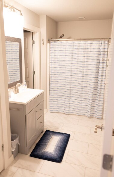 Building Photo - 7 Alyce Ln