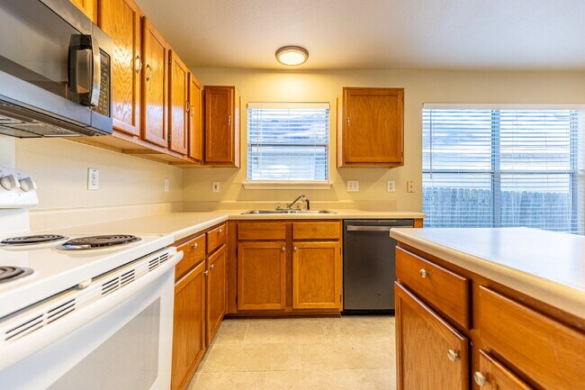 Building Photo - 5319 Stormy Breeze