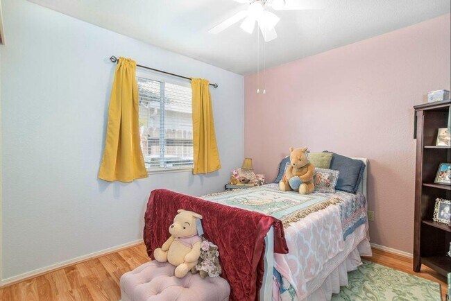 Building Photo - BEAUTIFUL HOME IN SACRAMENTO!!