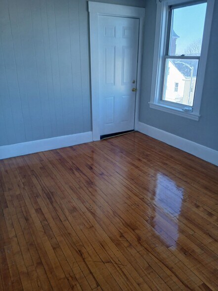 Building Photo - 91 Providence St