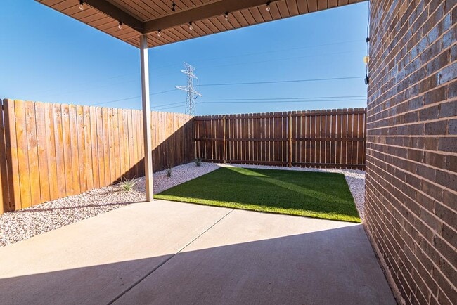 Building Photo - 6106 Purtis Crk Dr