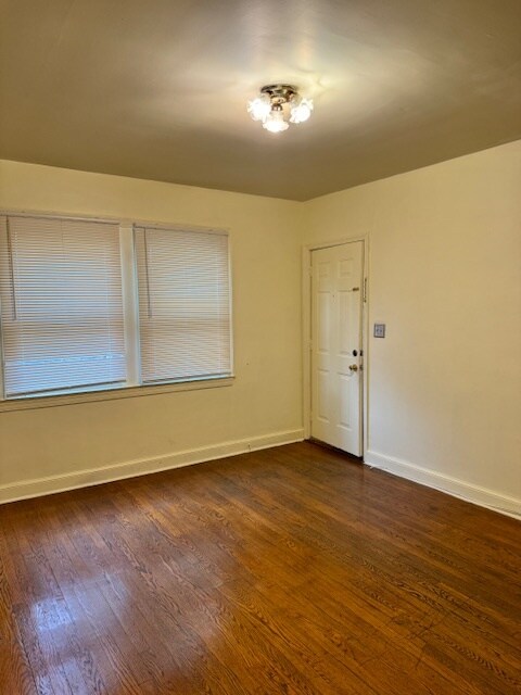 Living Room - 1638 F St NE