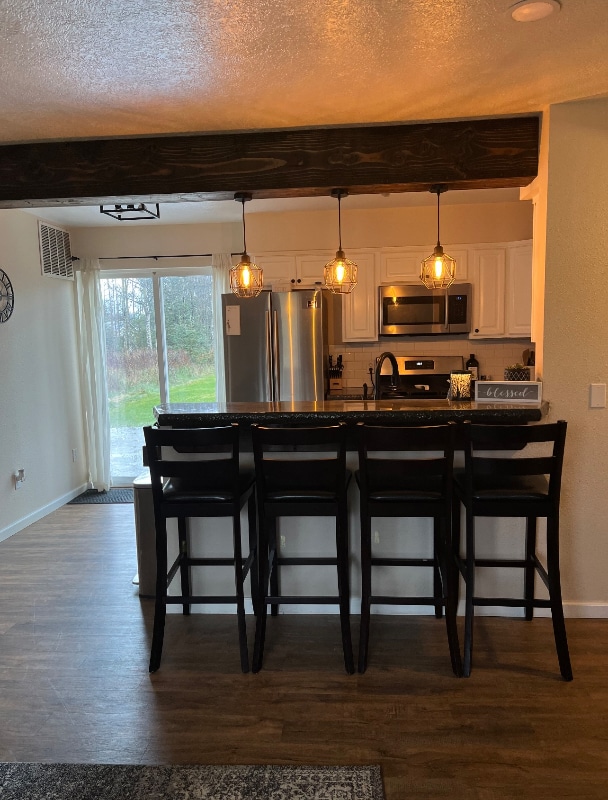 Building Photo - 48160 Rustic Ave