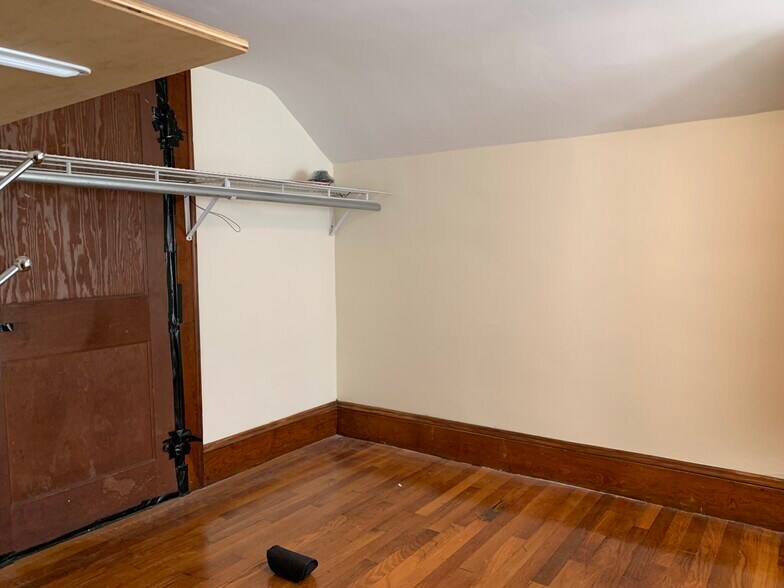 Building Photo - 7 Donnybrook Rd