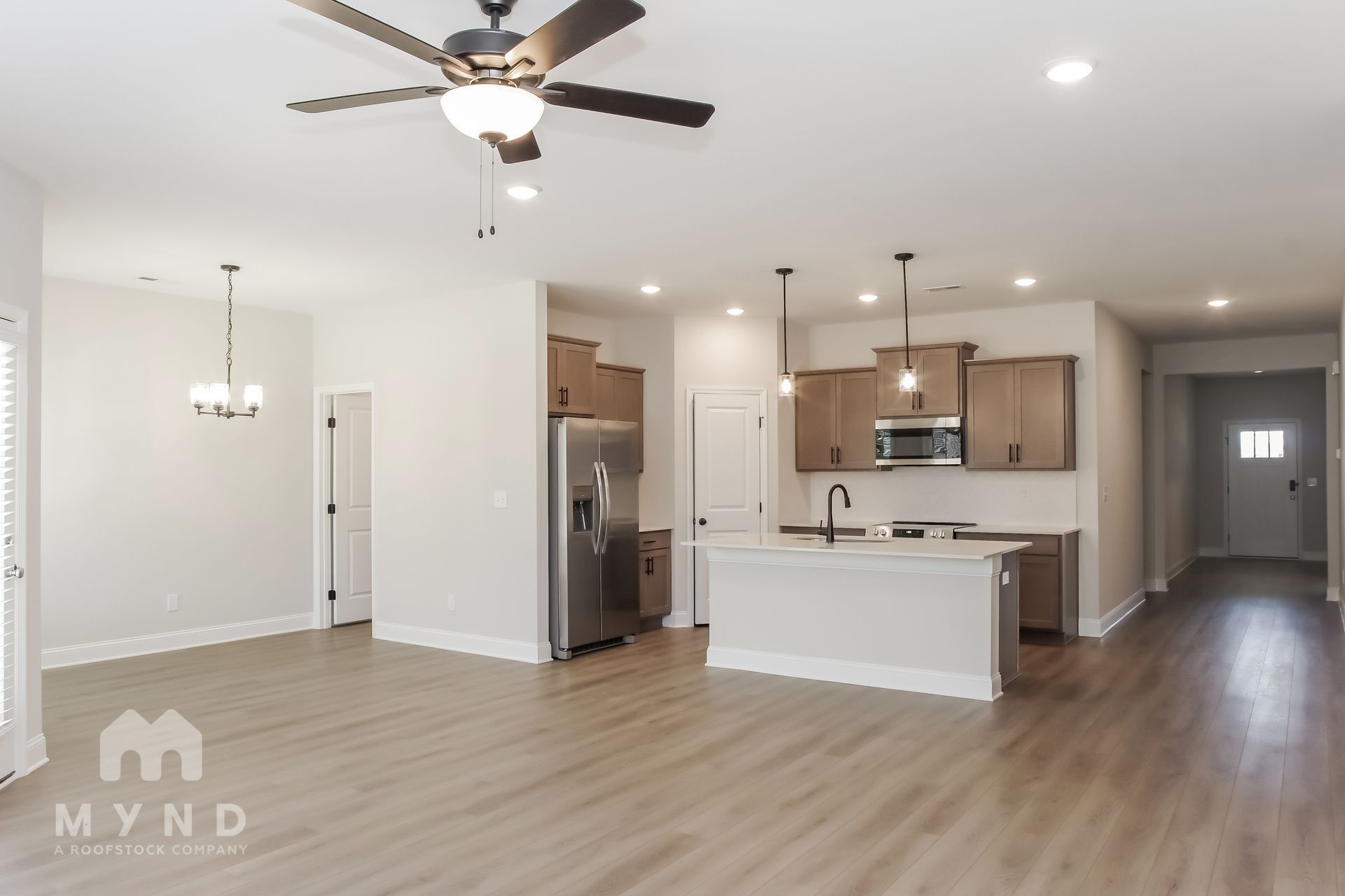 Building Photo - 149 Rose Vly Dr