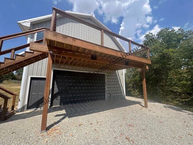 Building Photo - 133 CR 606