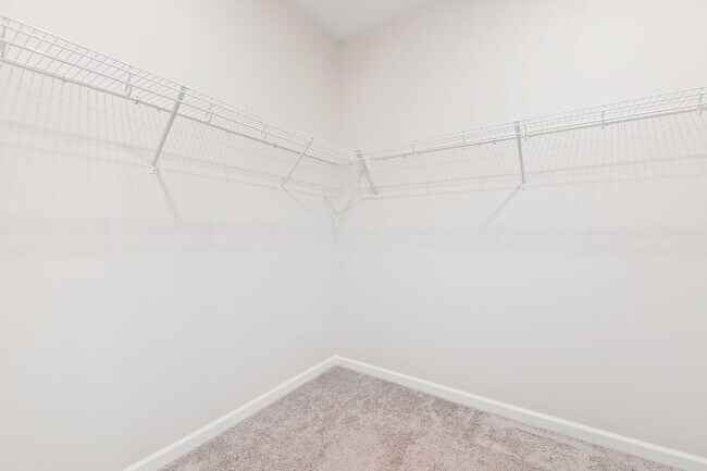 Building Photo - 413 Sunny Flds Dr