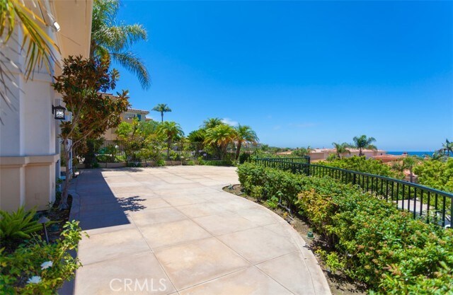 Building Photo - 1 Stone Pine Dr