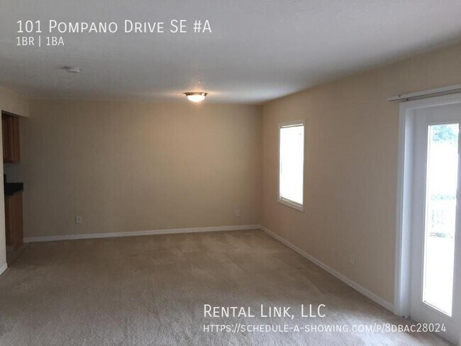 Building Photo - 101 Pompano Dr SE
