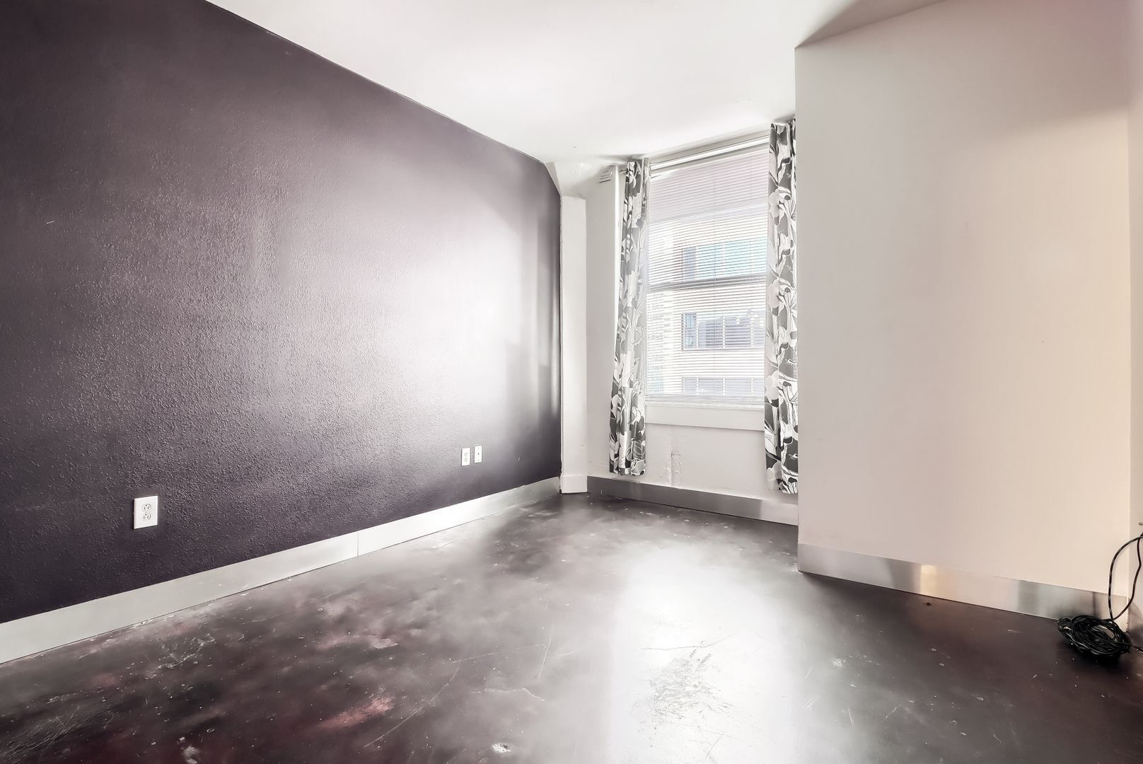 Building Photo - 444 17th St