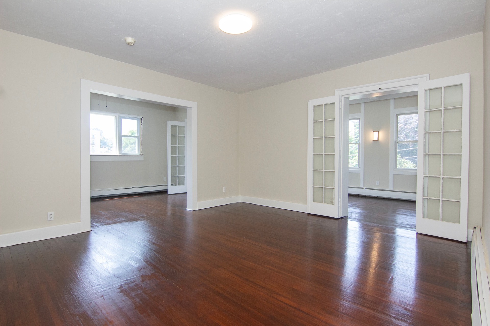 Building Photo - 44 Croton Ave