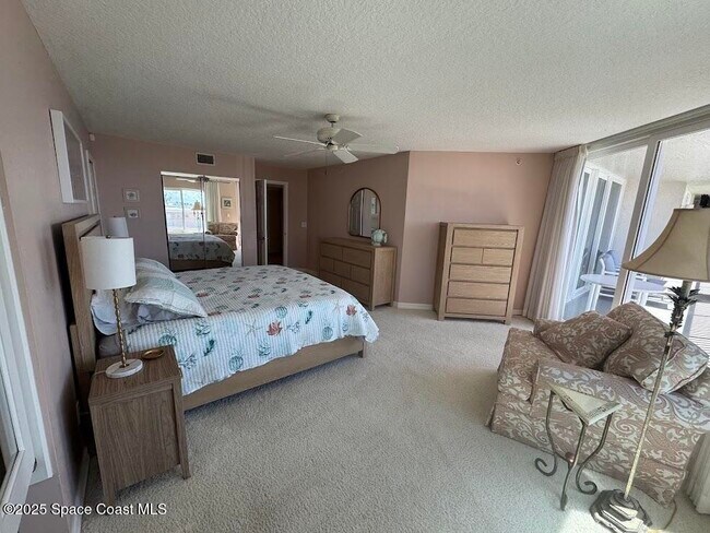 Building Photo - 3740 Ocean Beach Blvd