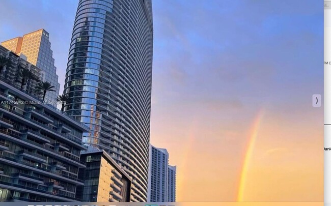 Building Photo - 300 Biscayne Blvd Way