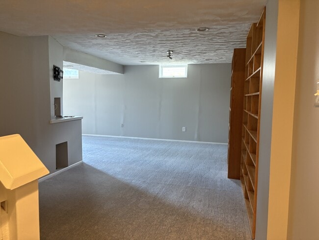 Building Photo - 412 Kojun Ct