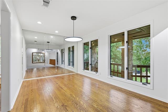 Building Photo - 317 Chandler Lake Ct