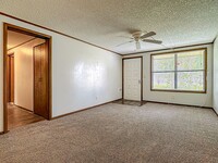 Building Photo - The Sterling - 2 Bedroom 1 Bathroom with inside laundry