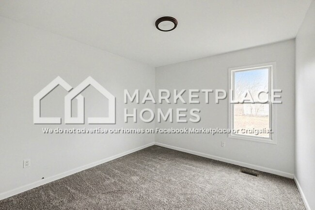 Building Photo - 19818 Fenmore St