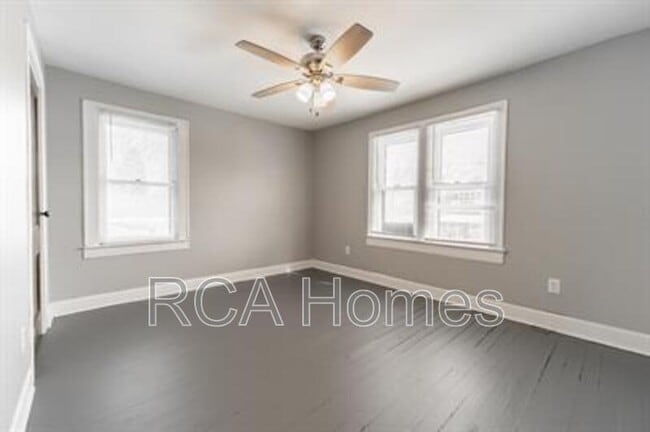 Building Photo - 2504 Boulevard Pl