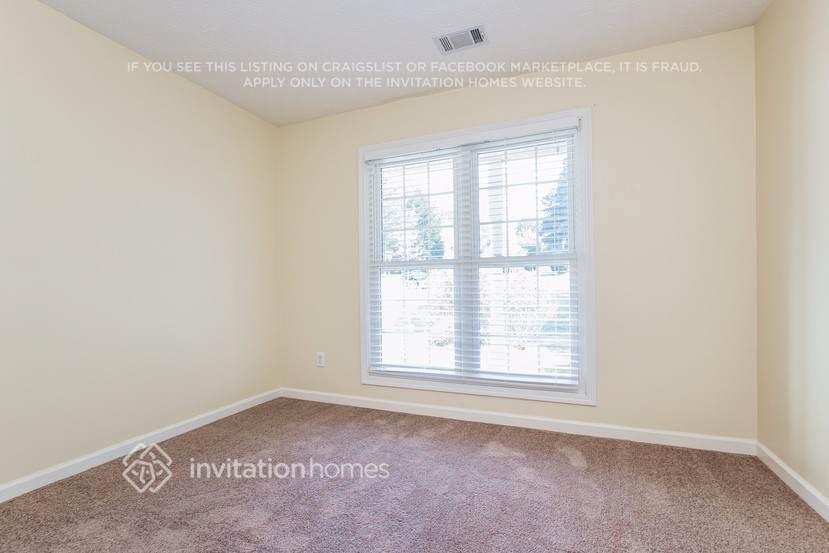 Building Photo - 855 Simon Ive Dr