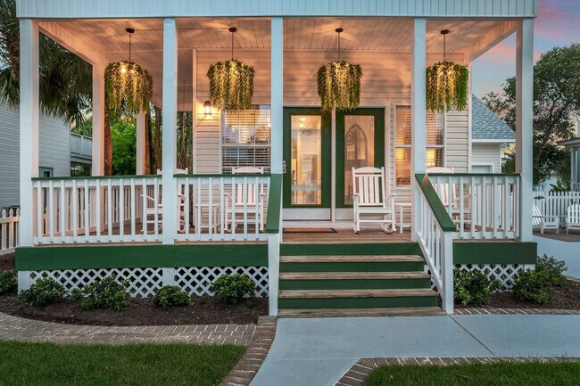 Building Photo - 4465 Clipper Cove