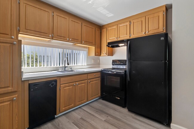 Primary Photo - Whispering Oaks Apartments