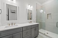 Building Photo - 212 Kara Lake Dr