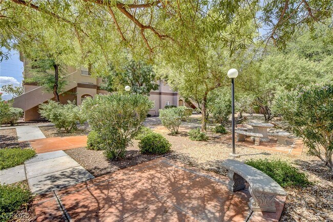 Building Photo - 5751 E Hacienda Ave